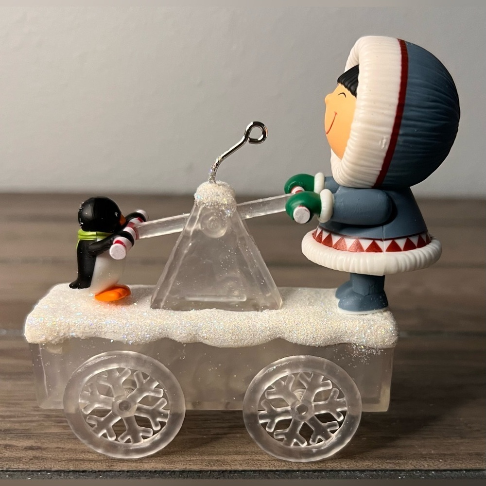Hallmark Keepsake Ornament NEW 2021 Handcar High Jinks” Frosty & his penguin pal - Picture 3 of 10